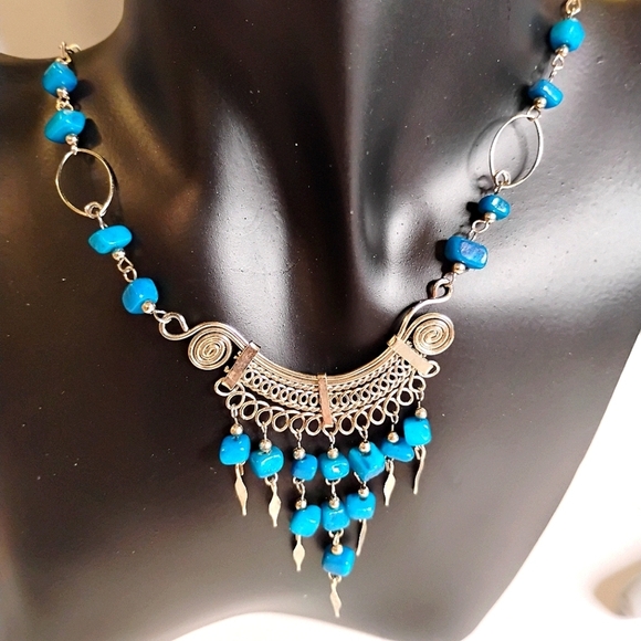 Vintage Silver Tone Native American Inspired Handmade Turquoise Bead Necklace - Picture 1 of 4